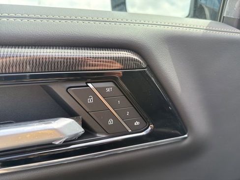 New 2026 GMC Yukon Elevation AWD/4WD image 11