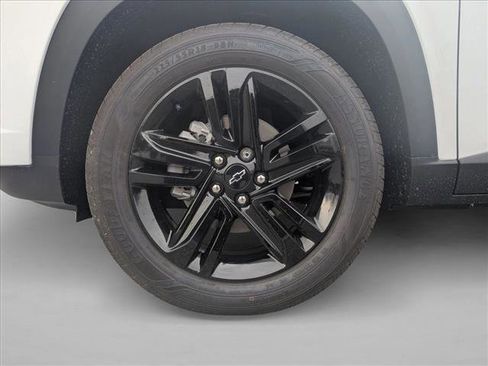 New 2026 Chevrolet Trax ACTIV w/ Driver Confidence Package image 10