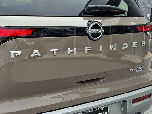 Certified 2023 Nissan Pathfinder Platinum w/ Cargo Package AWD/4WD image 34