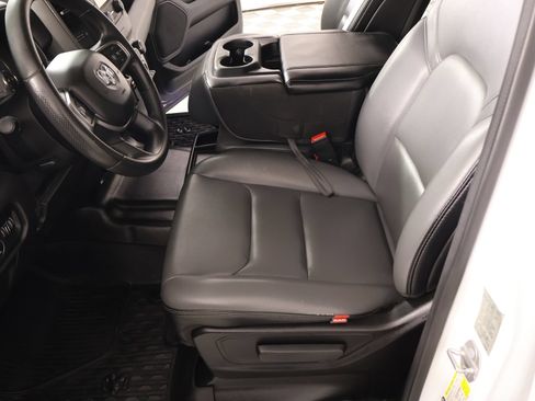Used 2019 RAM 1500 Tradesman AWD/4WD image 10