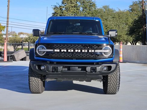 Used 2023 Ford Bronco Wildtrak image 6