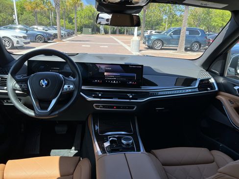 Used 2026 BMW X5 sDrive40i image 29