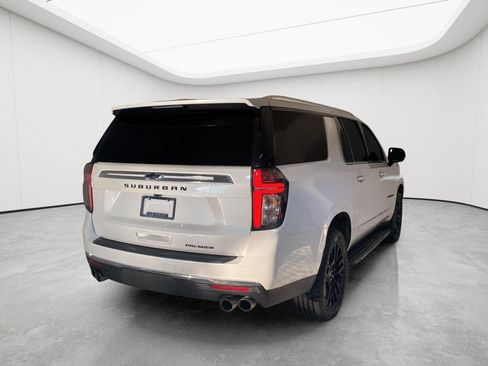 Used 2024 Chevrolet Suburban Premier AWD/4WD image 6