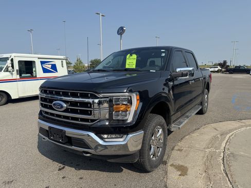 Used 2023 Ford F150 Lariat AWD/4WD image 3