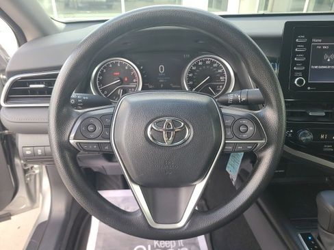 Used 2024 Toyota Camry LE image 19