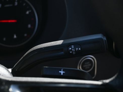 Used 2025 Mercedes-Benz Sprinter 2500 image 16