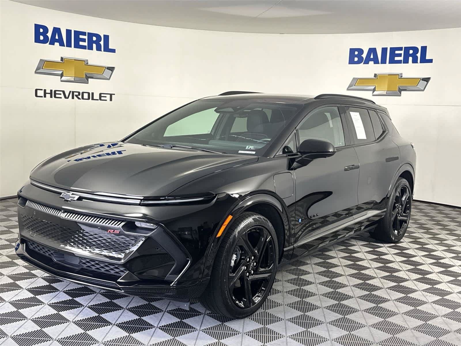 Used 2024 Chevrolet Equinox EV RS FWD image 1