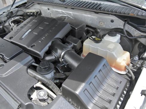 Used 2014 Lincoln Navigator 2WD image 31