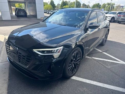 Used 2024 Audi Q8 e-tron Prestige w/ Prestige Package AWD/4WD image 2