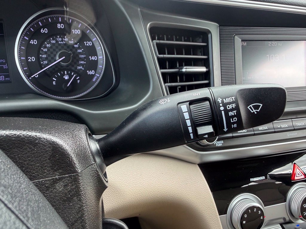 Used 2019 Hyundai Elantra SE FWD image 74
