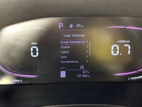 Used 2023 Kia Soul LX w/ Option Group 015 FWD image 22