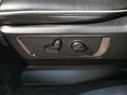 Used 2022 RAM 1500 Limited AWD/4WD image 20