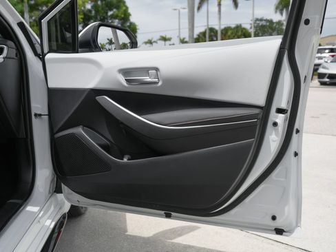 Used 2024 Toyota Corolla SE FWD image 39
