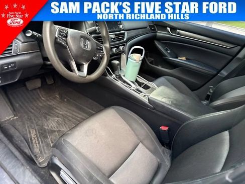 Used 2018 Honda Accord LX image 6
