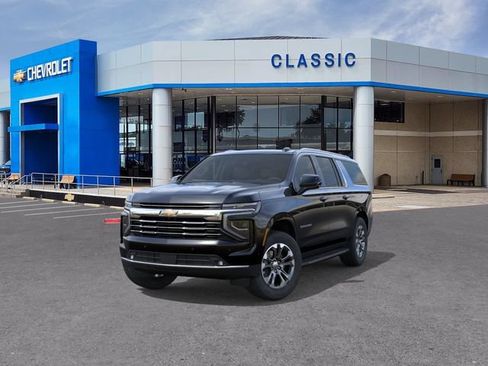New 2026 Chevrolet Suburban LT w/ Comfort Package RWD image 8