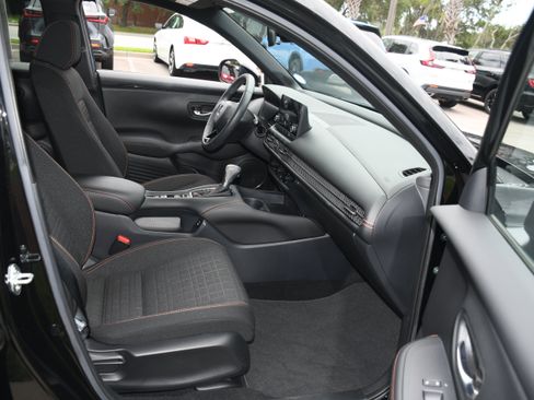 Certified 2025 Honda HR-V Sport image 20