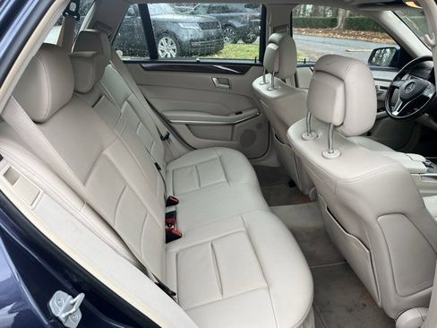 Used 2016 Mercedes-Benz E 350 4MATIC Wagon image 13