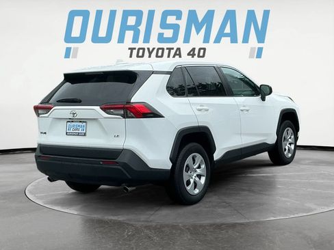 Used 2024 Toyota RAV4 LE FWD image 7