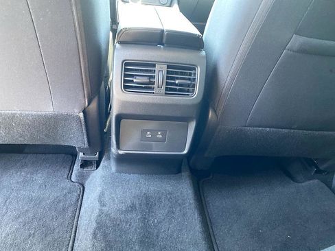 Certified 2024 Nissan Rogue SV image 19