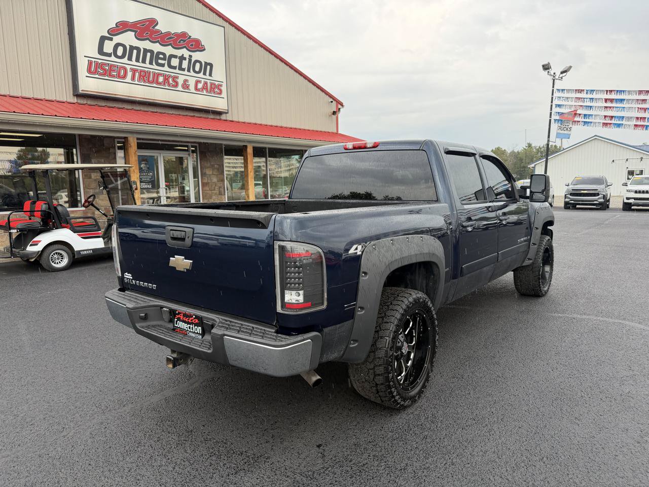 Used 2007 Chevrolet Silverado 1500 LT AWD/4WD image 4