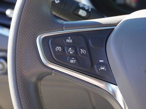 Used 2024 Chevrolet Malibu LT image 28