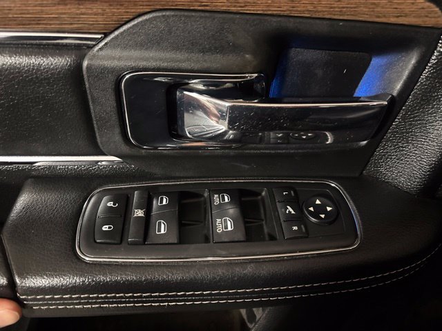 Used 2017 RAM 2500 Laramie w/ Sport Appearance Group AWD/4WD image 18
