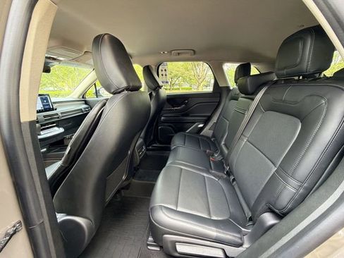 Certified 2025 Lincoln Corsair Reserve FWD image 24