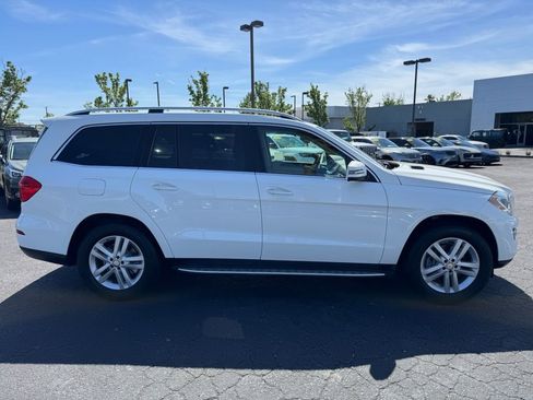 Used 2016 Mercedes-Benz GL 450 4MATIC image 9