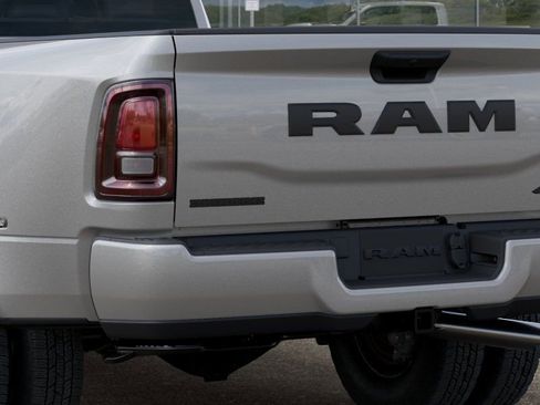 New 2026 RAM 3500 Big Horn AWD/4WD image 14