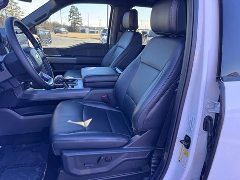 New 2025 Ford F150 XLT w/ Equipment Group 303A High image 18