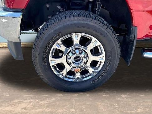 Used 2021 Ford F250 Lariat w/ Lariat Ultimate Package AWD/4WD image 30