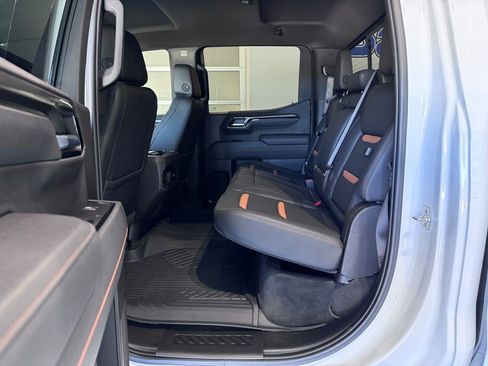 Certified 2025 GMC Sierra 1500 AT4 w/ Technology Package AWD/4WD image 12