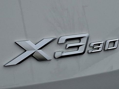 Certified 2025 BMW X3 xDrive30i w/ Premium Package image 29