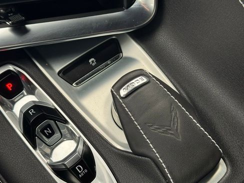 Used 2021 Chevrolet Corvette Stingray Coupe w/ Z51 Performance Package image 74