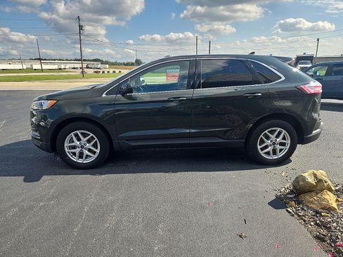 Certified 2022 Ford Edge SEL w/ Convenience Package image 7
