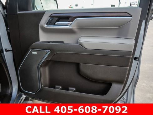 Used 2023 GMC Sierra 1500 SLT w/ SLT Premium Package AWD/4WD image 19