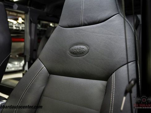 Used 1993 Land Rover Defender 110 image 19