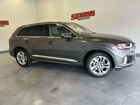 Used 2024 Audi Q7 3.0T Premium Plus AWD/4WD image 2