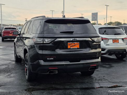 Used 2021 Chevrolet Traverse Premier w/ Redline Edition AWD/4WD image 14