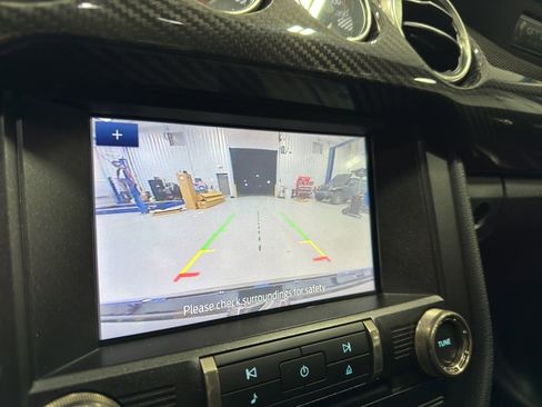 Used 2020 Ford Mustang Shelby GT500 w/ Carbon Fiber Track Pack image 36