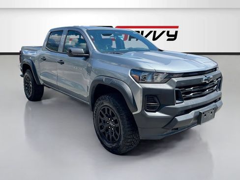 Used 2025 Chevrolet Colorado Trail Boss AWD/4WD image 1
