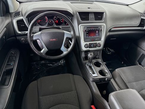 Used 2016 GMC Acadia SLE image 17