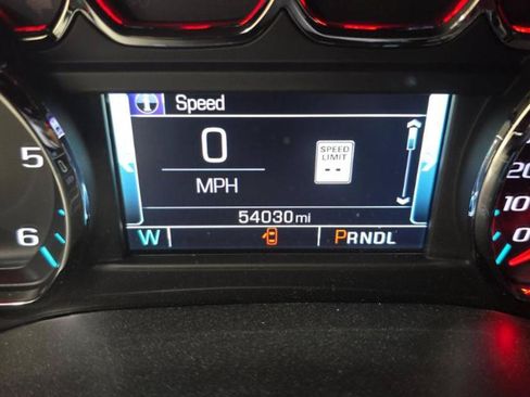 Used 2018 GMC Sierra 1500 SLT AWD/4WD image 12