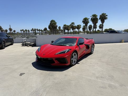 Used 2020 Chevrolet Corvette Stingray Coupe w/ Z51 Performance Package RWD image 1