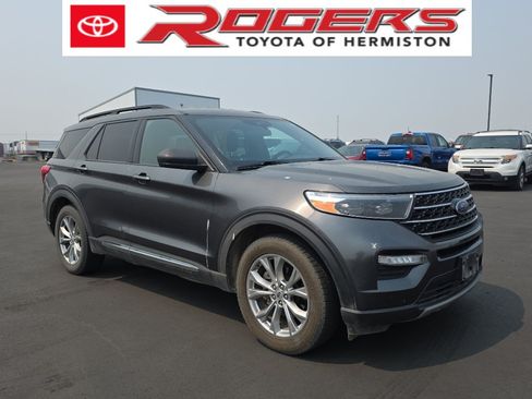 Used 2020 Ford Explorer XLT w/ Equipment Group 202A AWD/4WD image 1