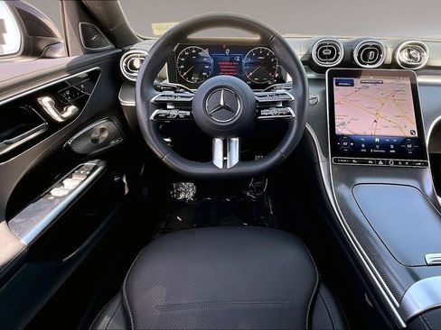 Used 2025 Mercedes-Benz C 300 Sedan image 8