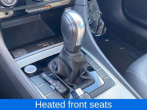 Used 2022 Volkswagen Passat 2.0T image 10