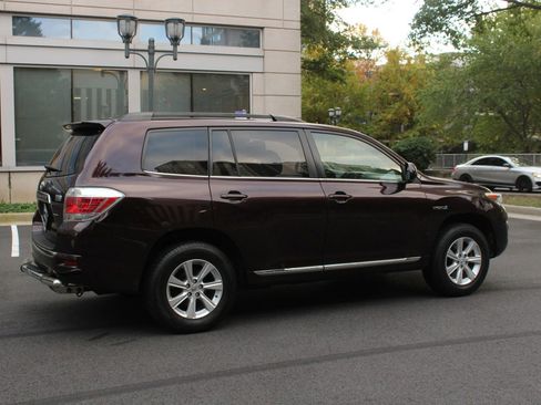 Used 2013 Toyota Highlander Hybrid image 6