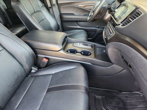 Certified 2025 Honda Ridgeline TrailSport image 13