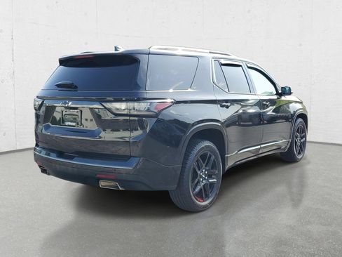 Used 2020 Chevrolet Traverse Premier w/ Redline Edition AWD/4WD image 7